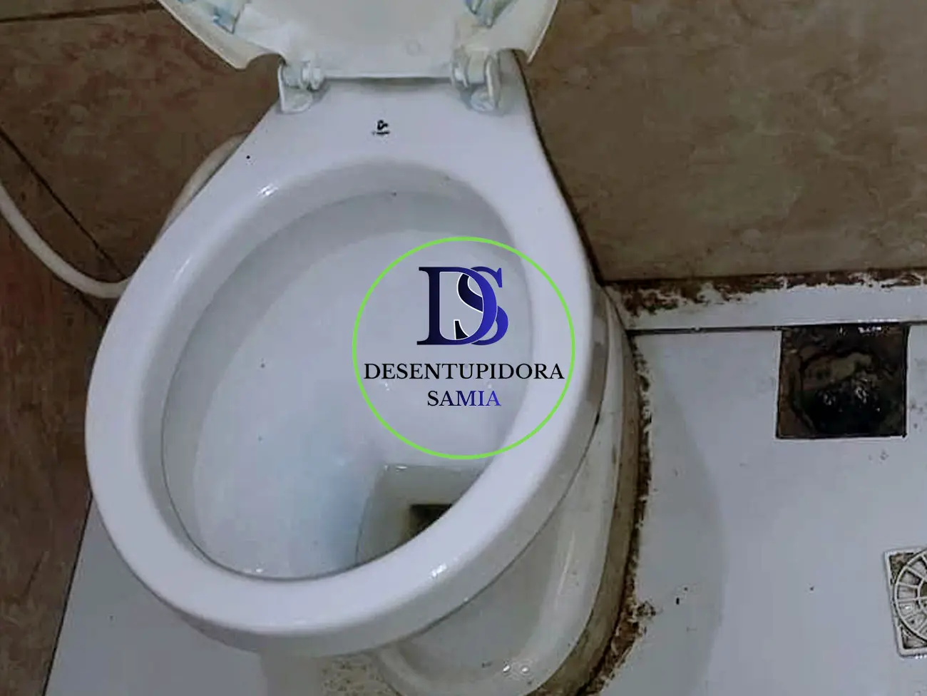 Desentupidora 24 horas no Meireles - Desentupidora Samia - Fortaleza - CE: ligue agora atendimento 24 horas por dia (85) 9 8560-5982