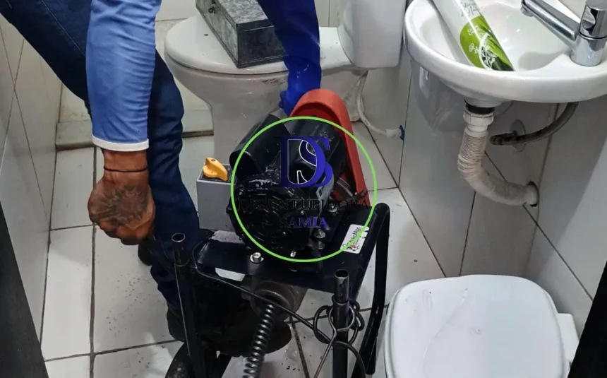 Desentupimento de pia - Desentupidora Samia em Fortaleza - CE: ligue agora 24 horas (85) 9 8560-5982 e garanta orçamento grátis!