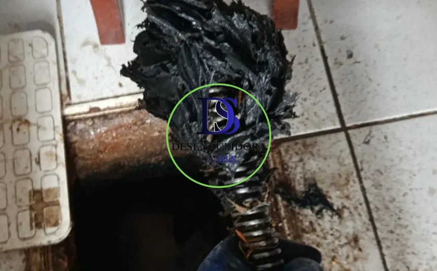 Desentupidora de Caixa de Esgoto em Messejana - Desentupidora Samia em Fotaleza - CE, ligue: atendimento 24 hs (85) 9 8560-5982