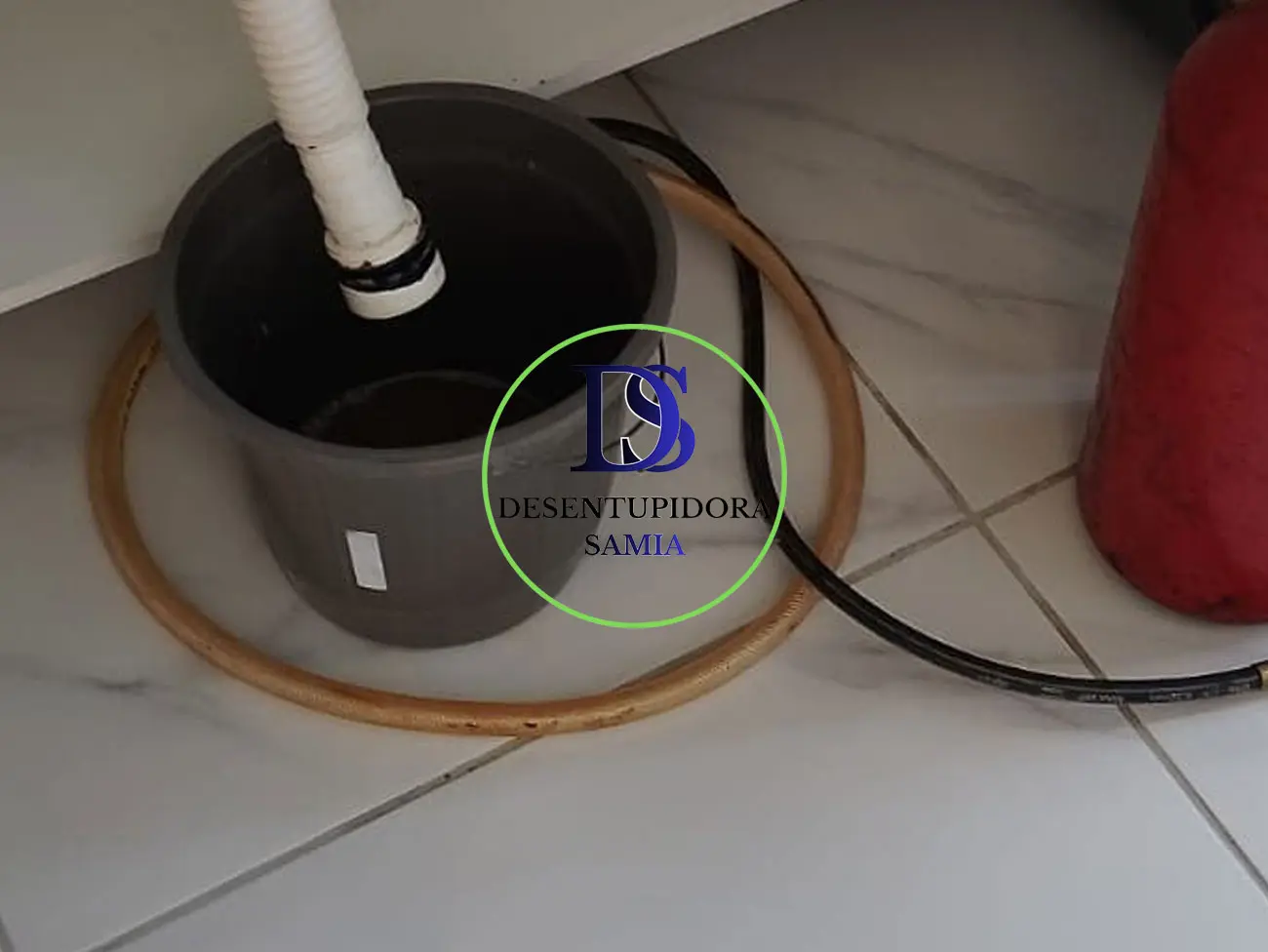 Empresa de desentupir ralo em Fortaleza - Desentupidora Samia em Fotaleza - CE: ligue agora (85) 9 8560-5982 orçamento grátis 24hs
